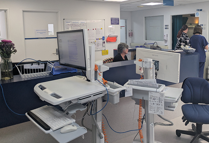 Nurses station Peninsula Ward at Waikiki Hospital 